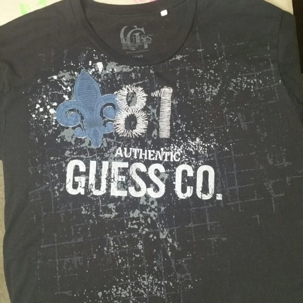 GUESS Vintage Distressed Y2K Black T Shirt Mens Size XXL - Picture 2 of 12